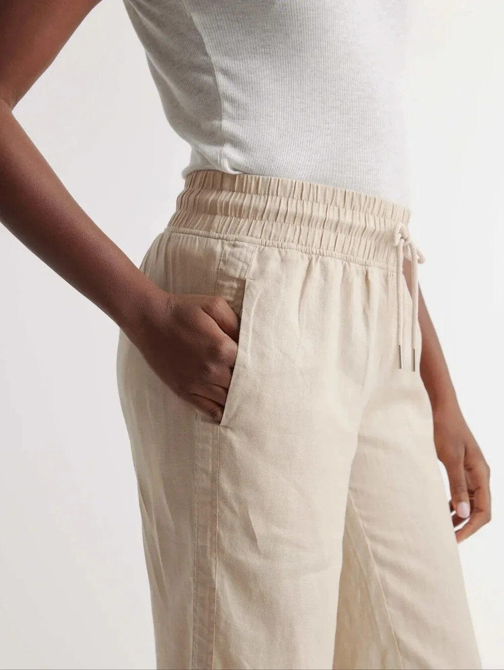 Quince 100% european linen wide leg relaxed pants in driftwood, cream tan, small